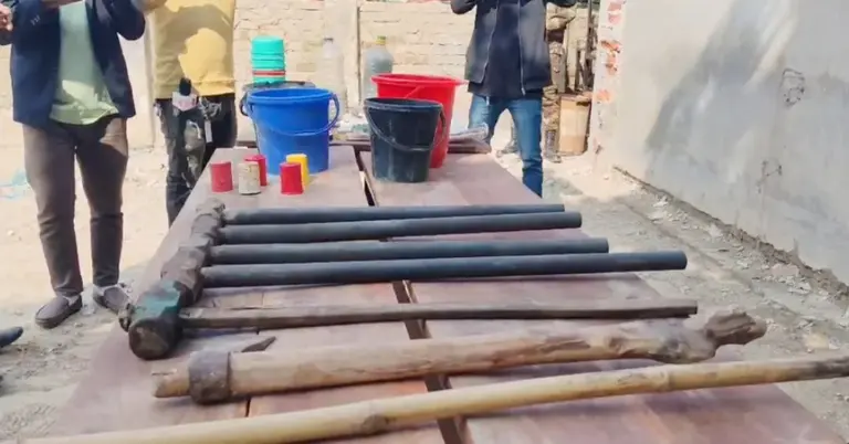 জাজিরায় ককটেলসহ বিপুল বিস্ফোরক উদ্ধার